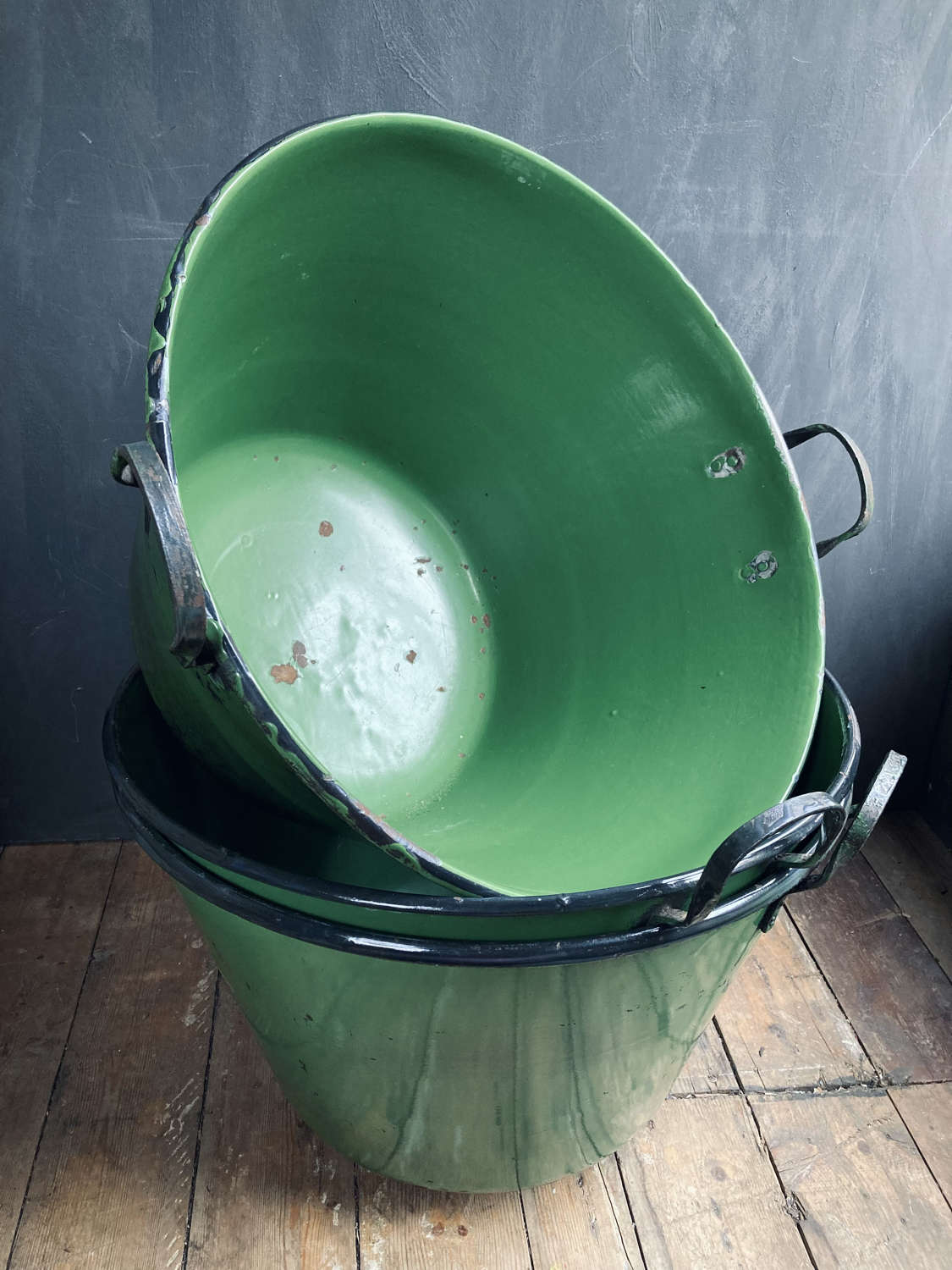 Green enamel Hungarian tubs.